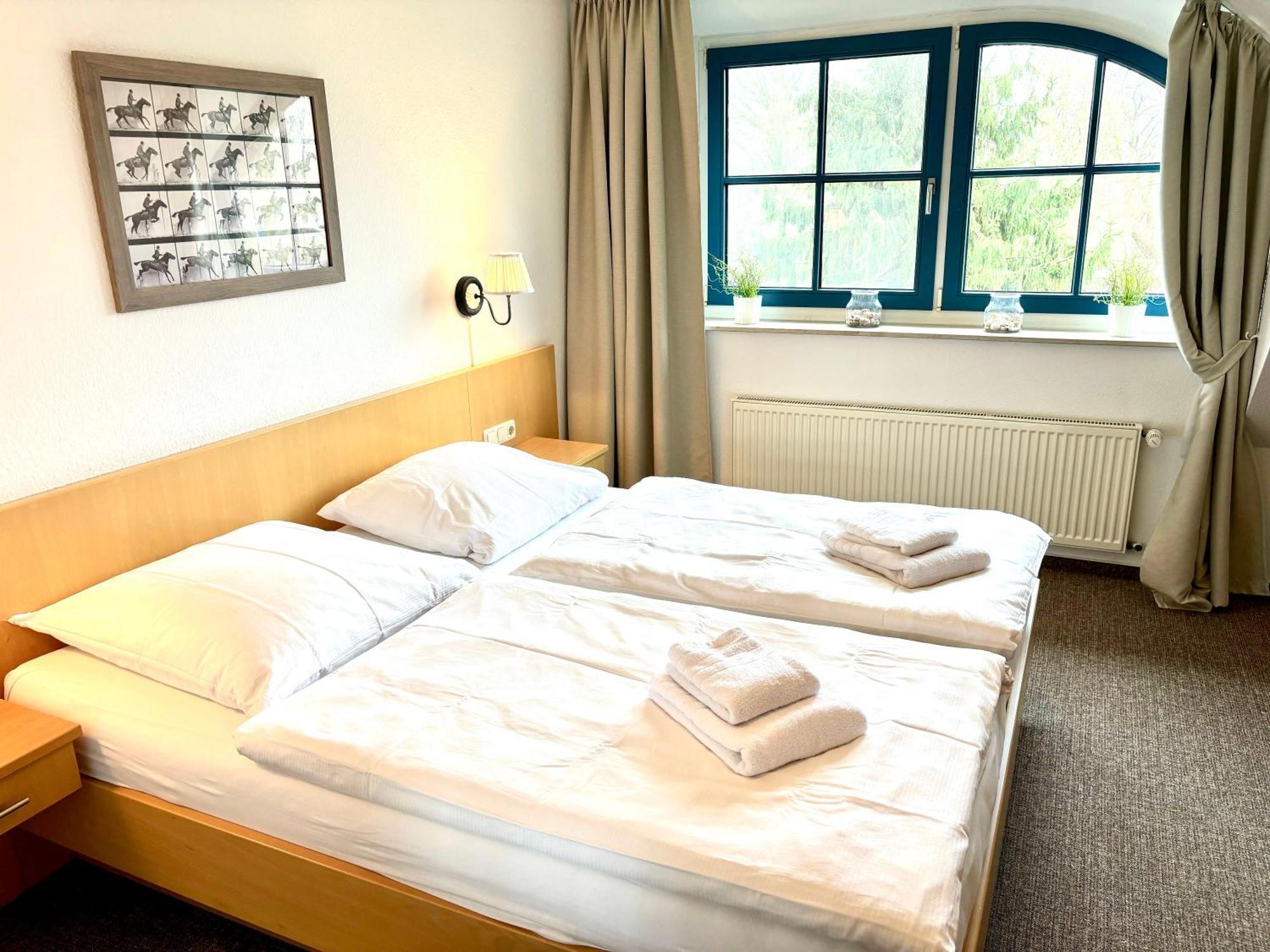 Komfortables Reetdachferienhaus Hasel 1 Puddemin Dış mekan fotoğraf