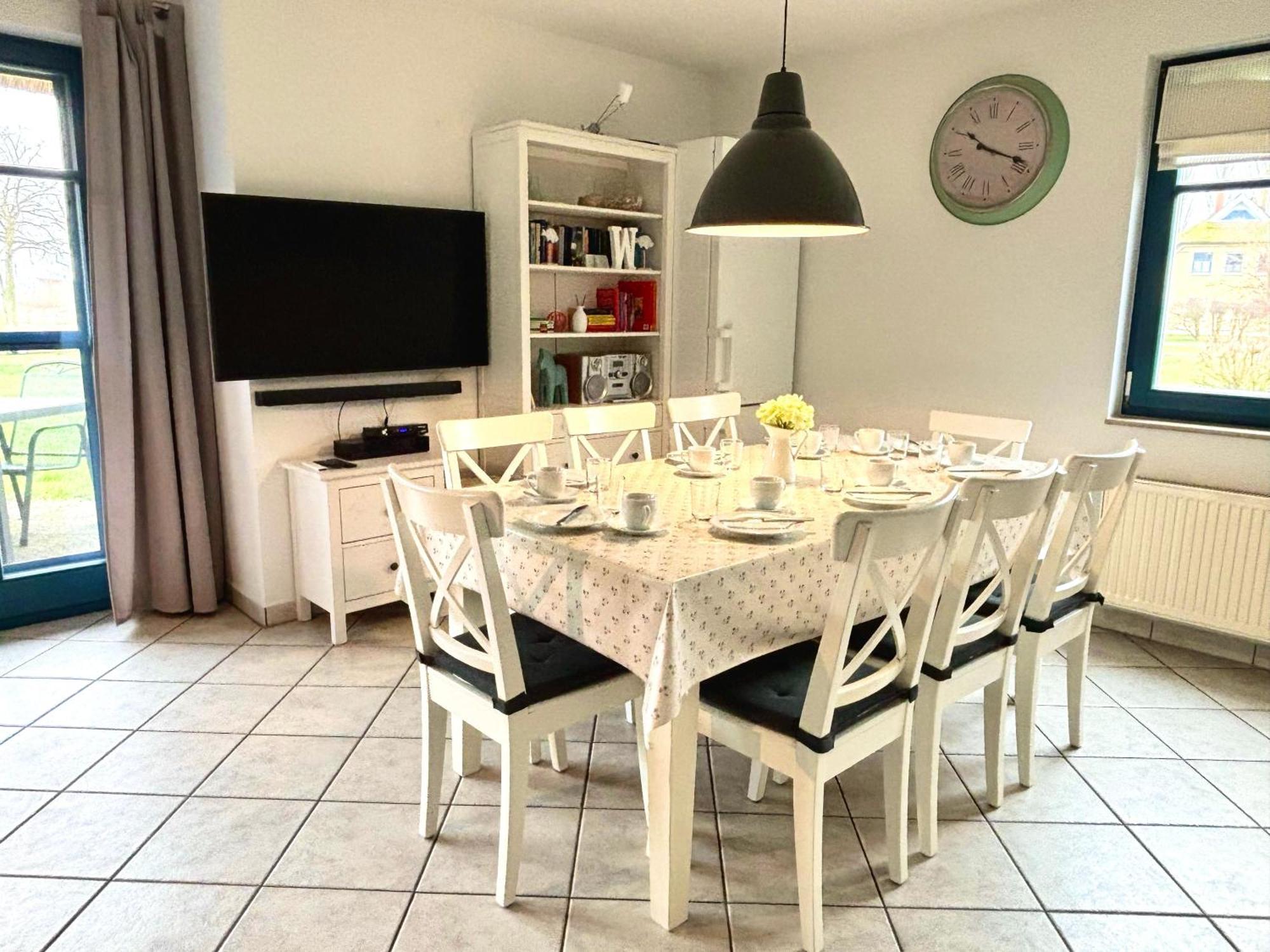 Komfortables Reetdachferienhaus Hasel 1 Puddemin Dış mekan fotoğraf